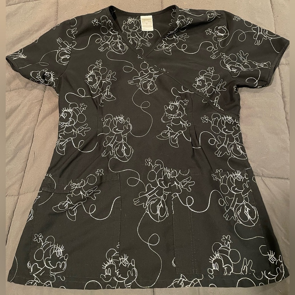 Size medium Minnie Mouse scrub top (hard to find!)